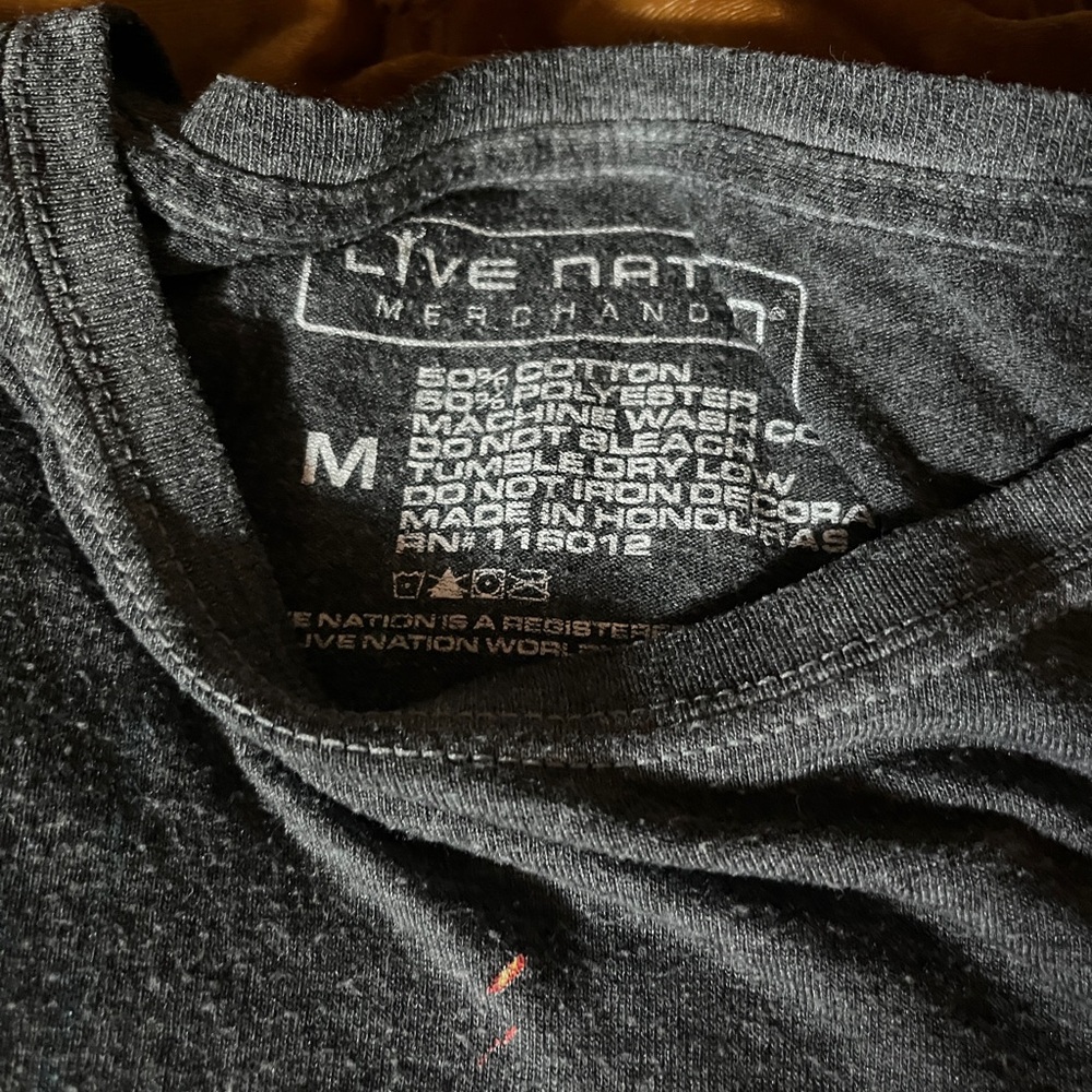 Vintage style band tee - David Bowie shirt, graphic tee - Picture 3 of 4